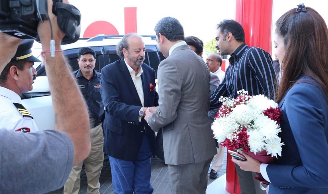 Mr. Agha Siraj Durrani being greeted by top executives of BOL Media Group on his visit to BOL House