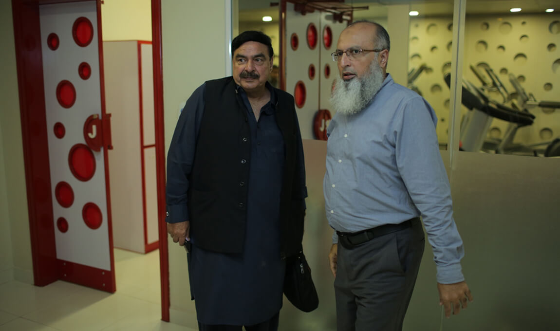 Mr.Sheikh Rasheed Ahmad – Federal Interior Minister, visiting BOL House and receiving a tour